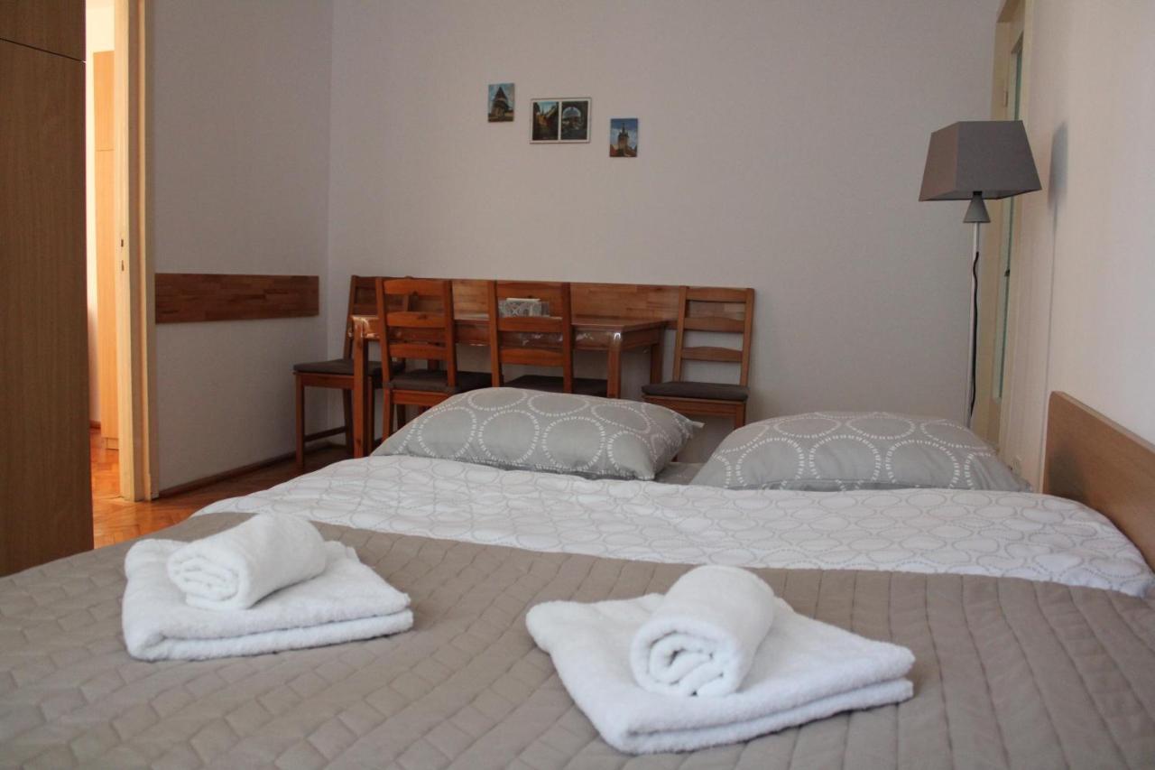 Apartment Brigitta Сігішоара Екстер'єр фото
